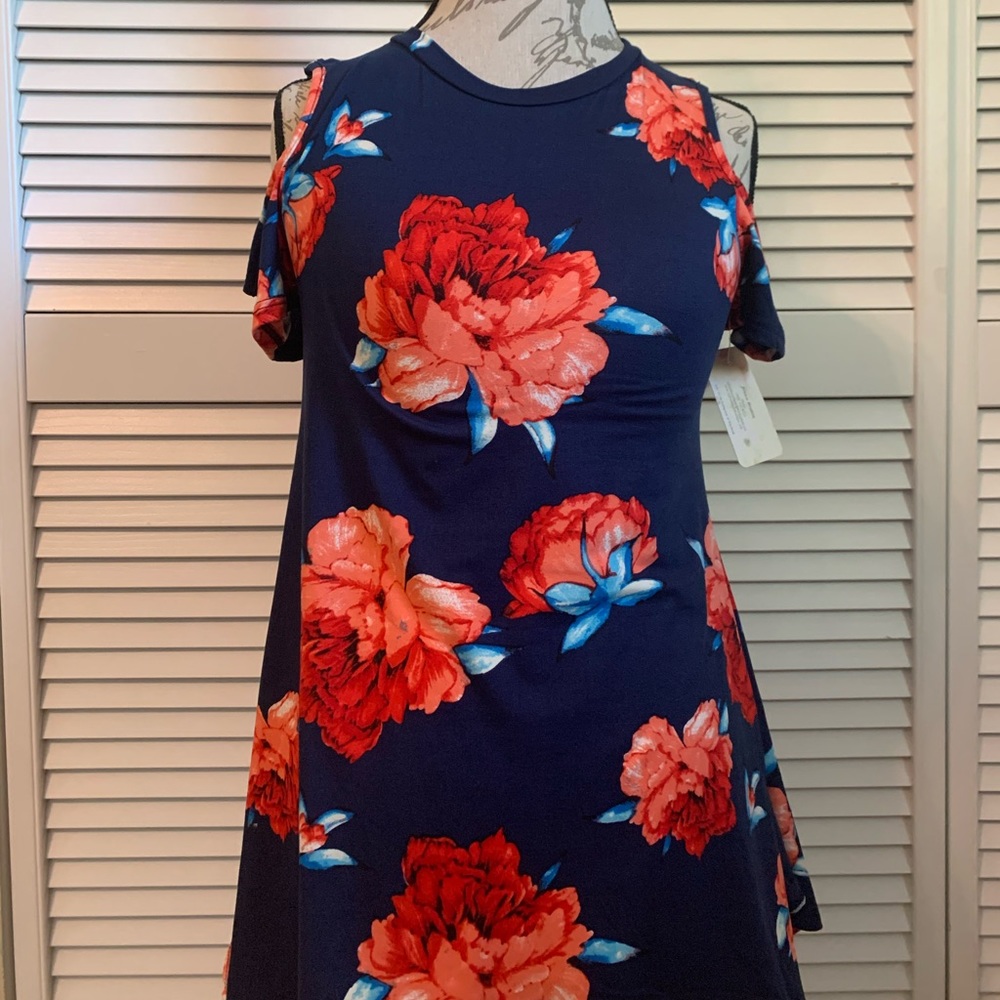 Floral Cold-Shoulder Top